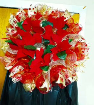 MYRNAS WREATHS